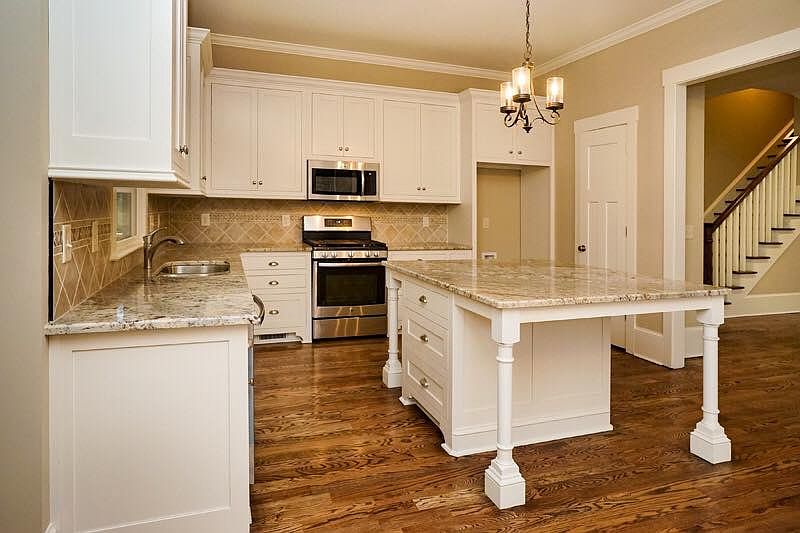 2nd image of 1391 Meadowcreek Dr
