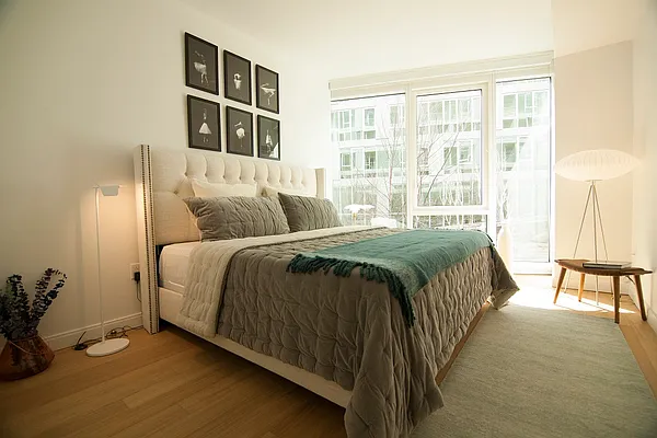 Rented by The Durst Organization | media 3