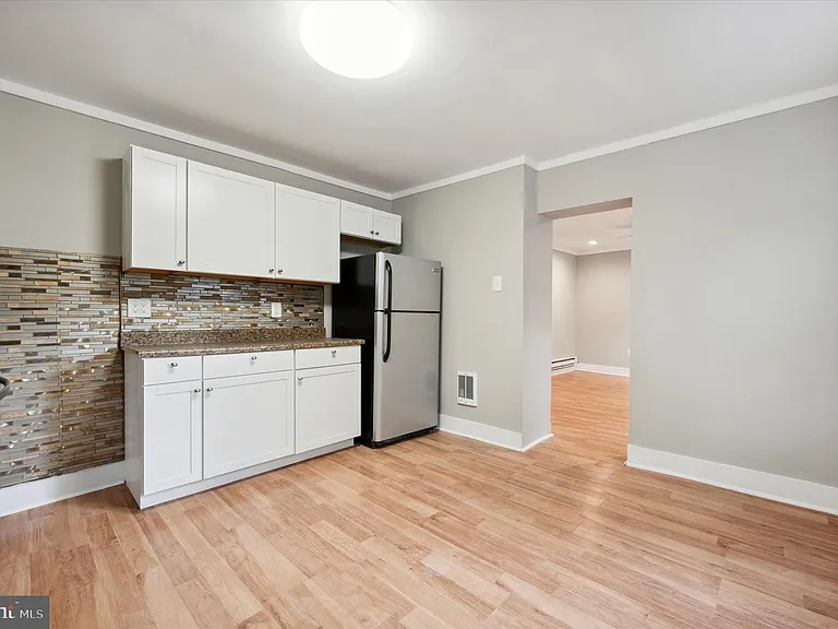 2200 Coral St #2 — Photo 6