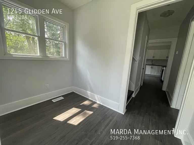 1245 Glidden Ave — Photo 5