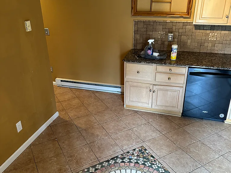 1190 Chickadee Dr — Photo 24