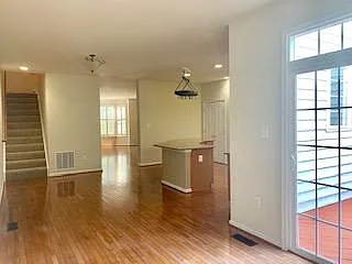 6869 Rolling Creek Way — Photo 5