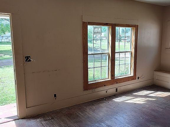 4th image of 108 Avenue B