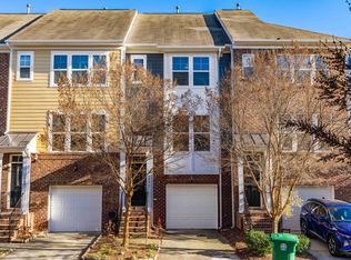 3002 Summerhouse Rd, Cary, NC 27519