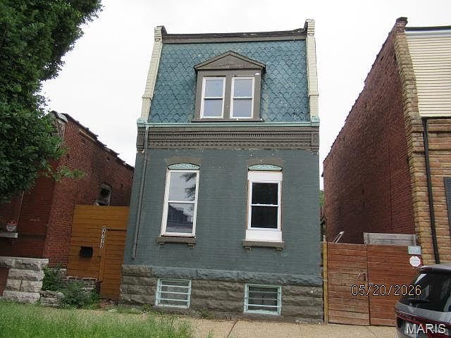 1st image of 2717 Winnebago St