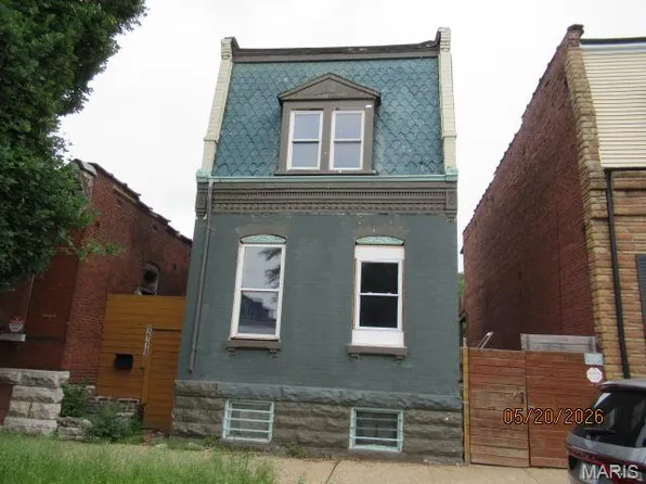 2717 Winnebago St, Saint Louis, MO 63118