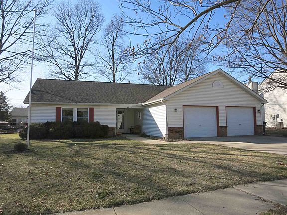 2nd image of 3314 Dover Ln