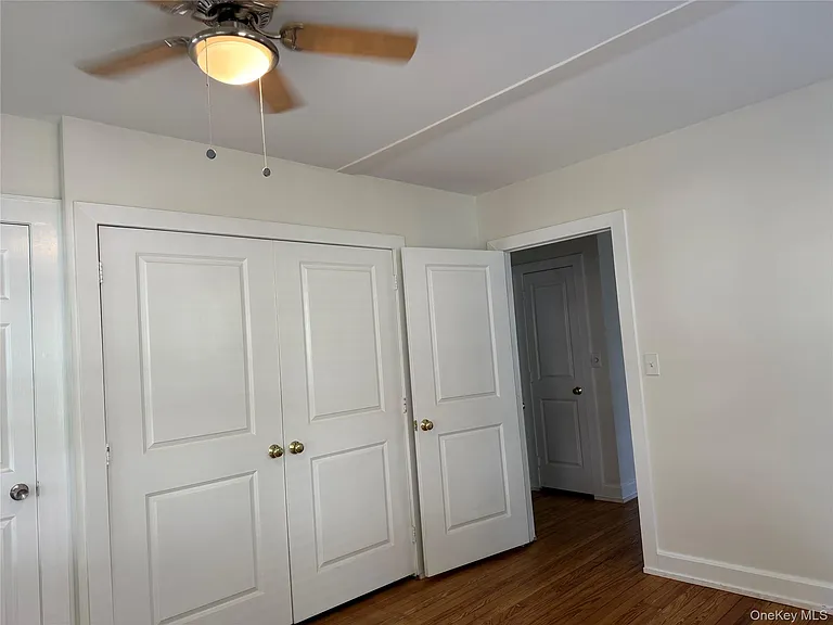 24 Adelaide St #1 — Photo 3