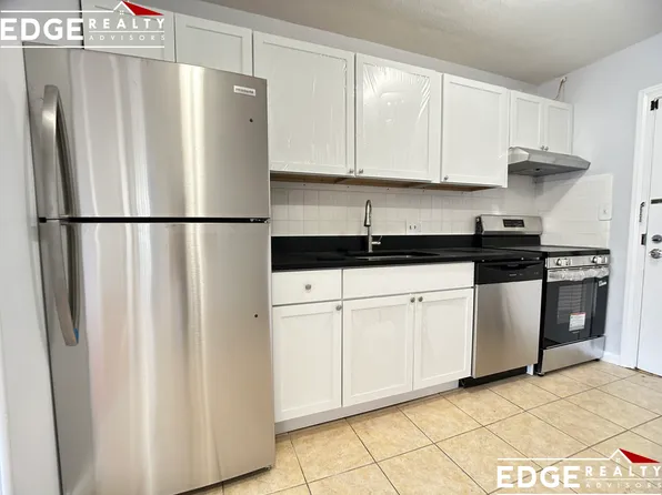 35 Glencoe St, Brighton, MA