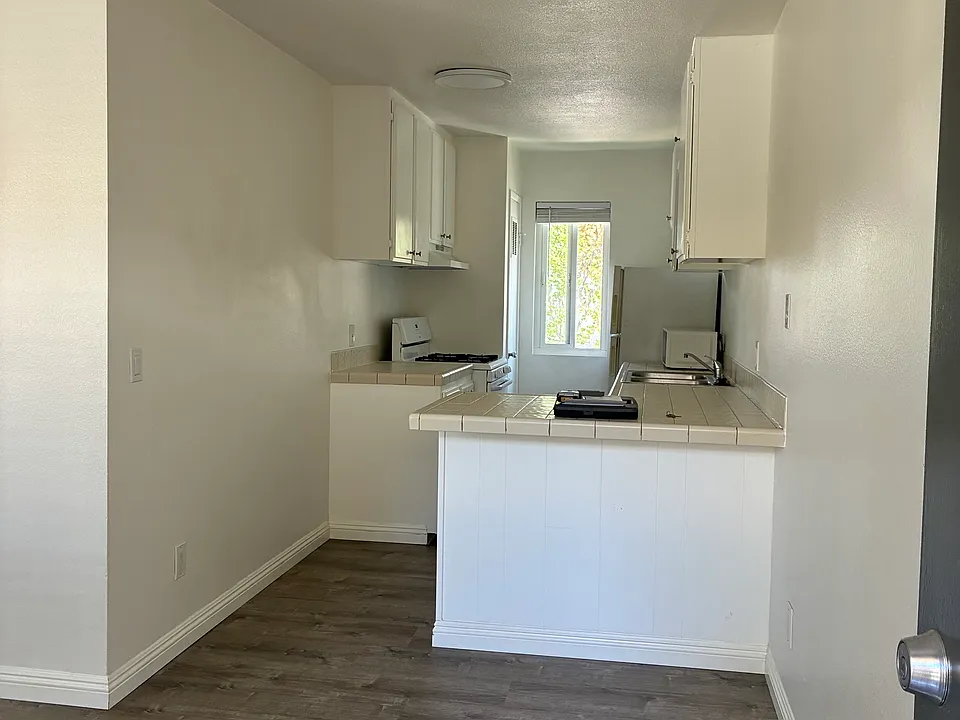 280 Wells Ave #C