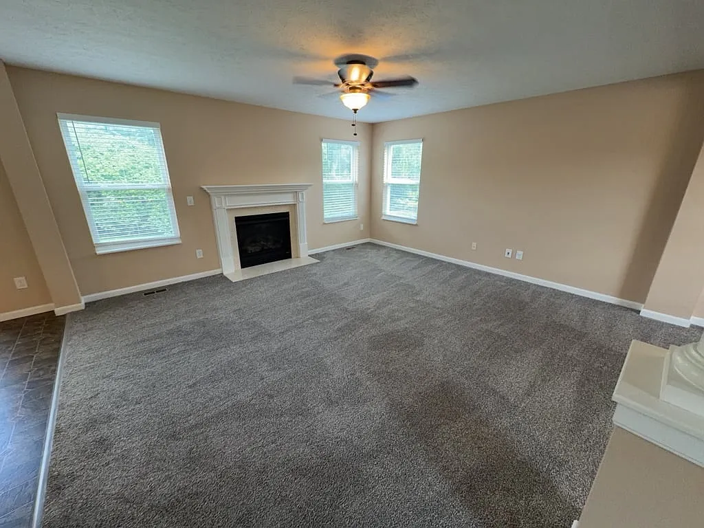5095 Oak Creek Trail — Photo 4