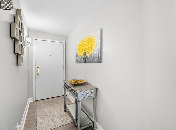 3rd image of 6050 W Eastwood Ave APT 309