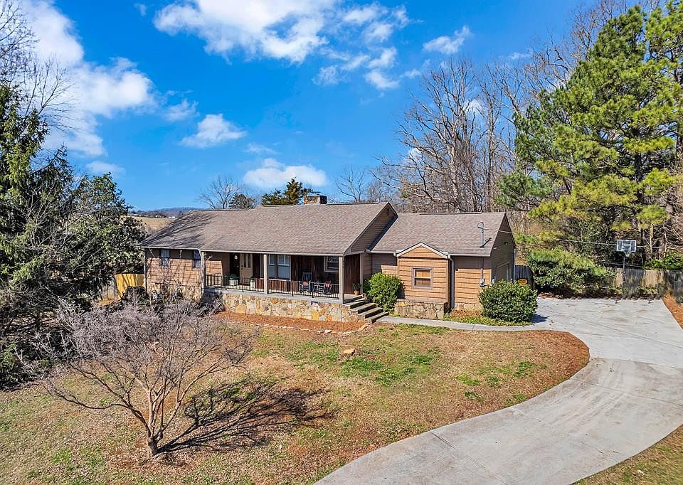 1st image of 236 Golden Rod Dr