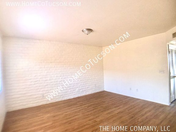 3rd image of 2511 N Fontana Ave Unit D