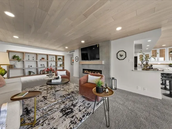 3111 Bel Air Dr Unit 19D, Las Vegas, NV 89109