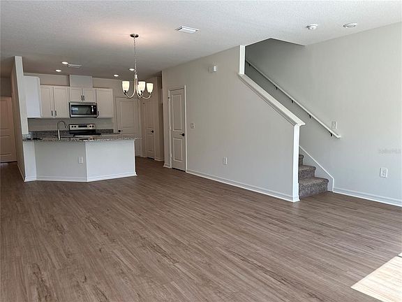 3rd image of 9354 Westside Hills Dr