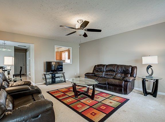 2nd image of 506 Poplar St