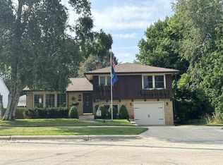 2254 16th St, Monroe, WI 53566