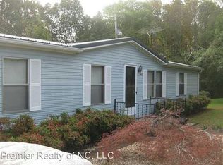 2445 Neelie Rd, Yadkinville, NC 27055
