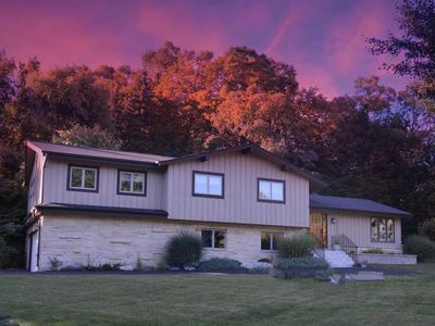 17900 Anthony LANE, Brookfield, WI, 53045