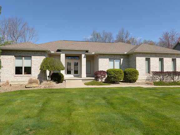 2nd image of 2339 Bianca Ln