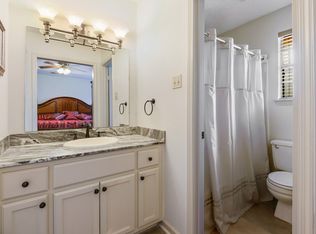 7636 Barbara Cohn Pl, Baton Rouge, LA 70811