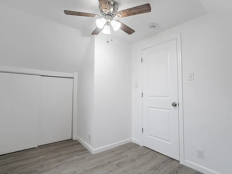 129 S Coles Ave — Photo 19