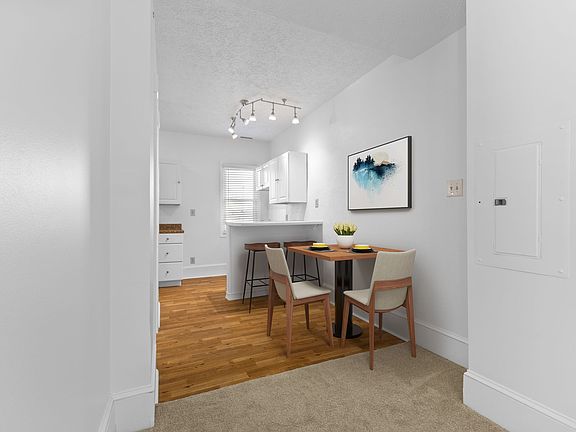 3rd image of 240 N 9th St APT 6