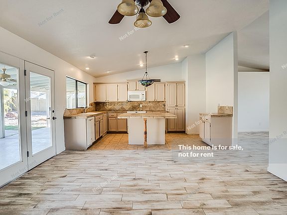 3rd image of 7338 E Hobart Cir