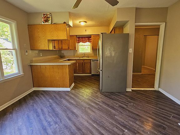 5th image of 5823 Monticello Ave