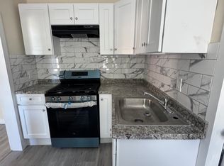 35 Cliff St #5, Norwich, CT 06360