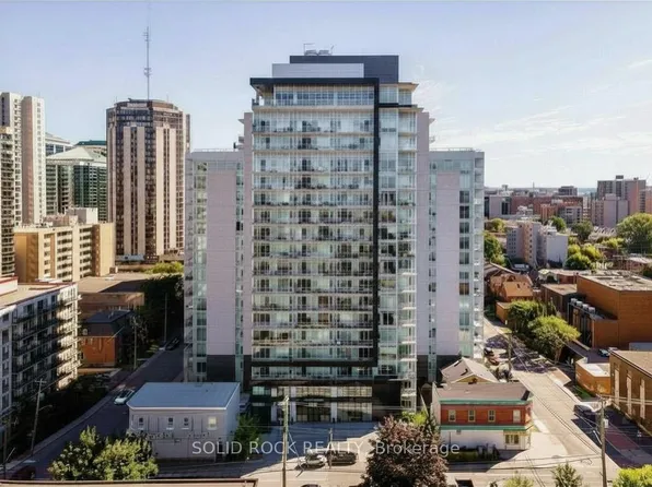255 Bay St, Ottawa, ON