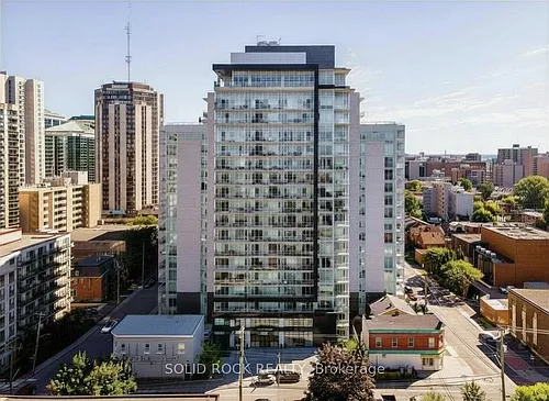 255 Bay St Photo 1