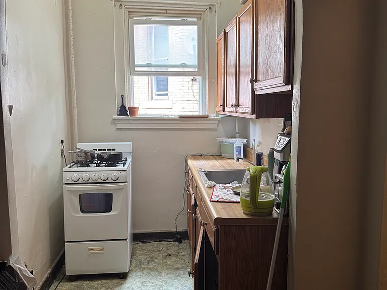 335 S Negley Ave #4 — Photo 5
