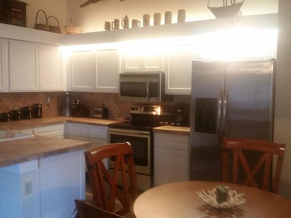 2nd image of 203 Timberlane Cir