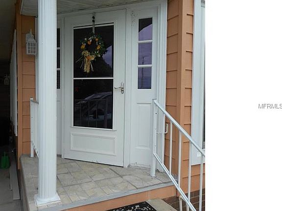 3rd image of 1609 Doral Cir