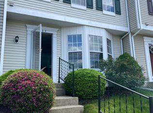 103 W Galloway Ct, Newark, DE 19711