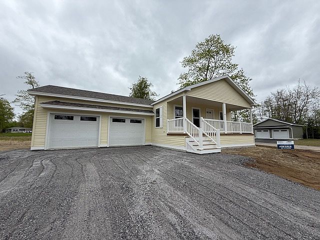 Exterior - Driveway will be paved