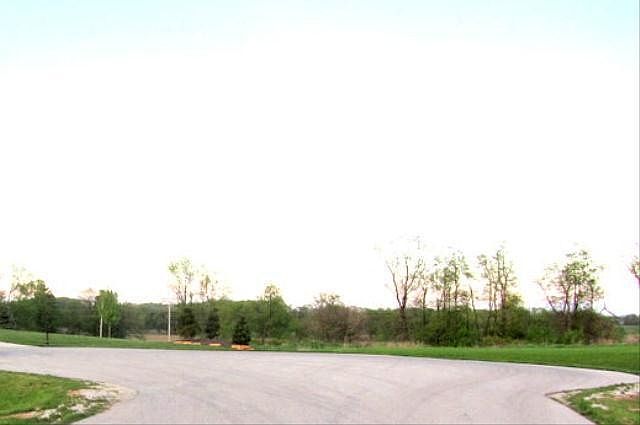 2nd image of 451 E Pasture View Ct