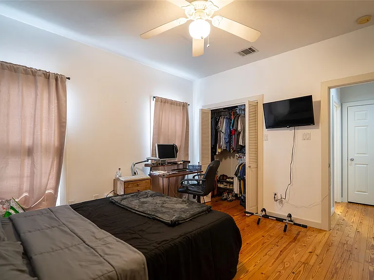604 W Drew St — Photo 11