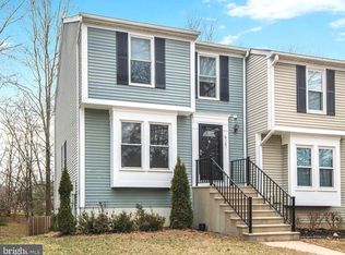 6121 Cedar Wood Dr, Columbia, MD 21044