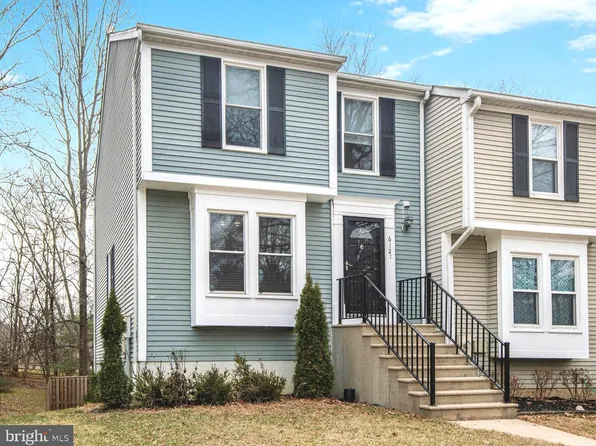 6121 Cedar Wood Dr, Columbia, MD 21044