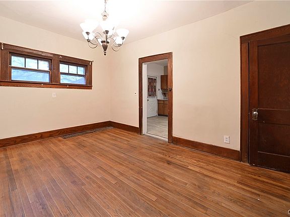 2nd image of 316 Burdick Ave