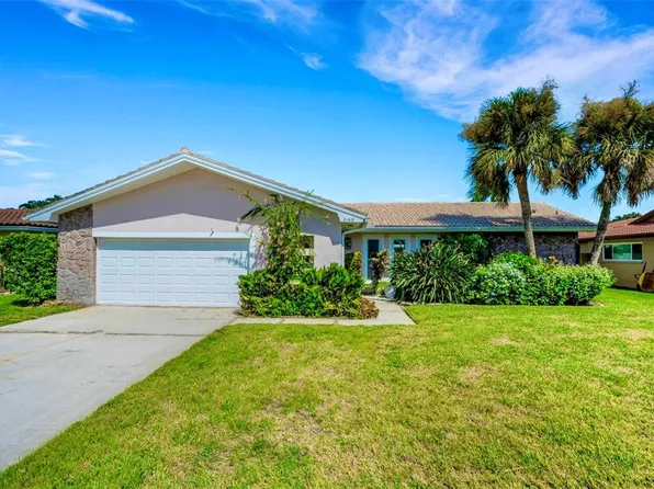 2168 Waterside Dr, Clearwater, FL 33764