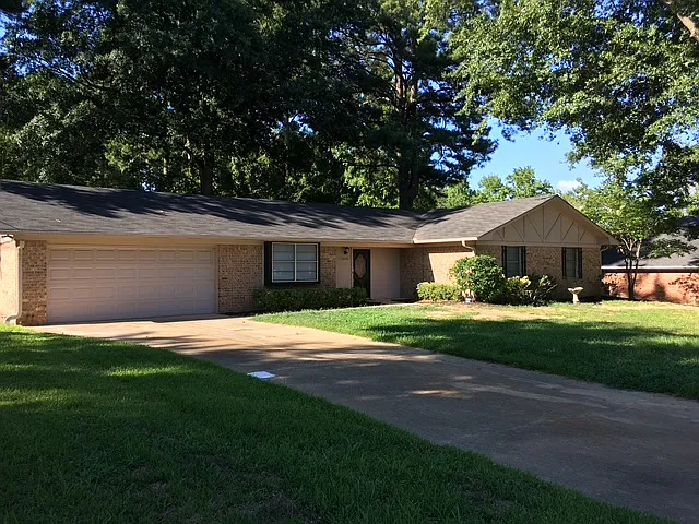 10498 County Road 1215