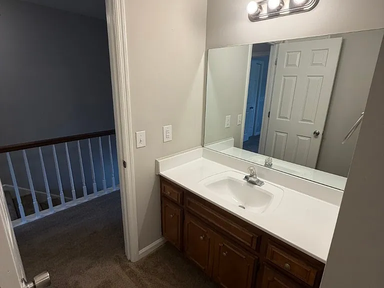 2558 Oak Hill Dr — Photo 18
