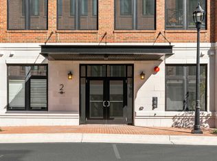2 Stationmaster St SE #301, Leesburg, VA 20175