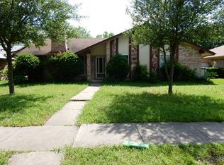 1209 Meandering Way, Garland, TX 75040