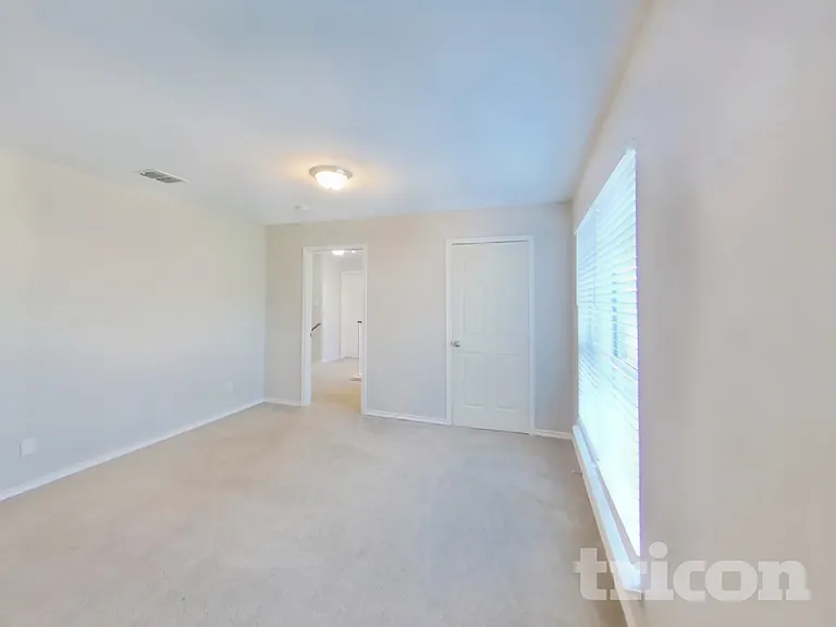 10411 Trotters Bay — Photo 11