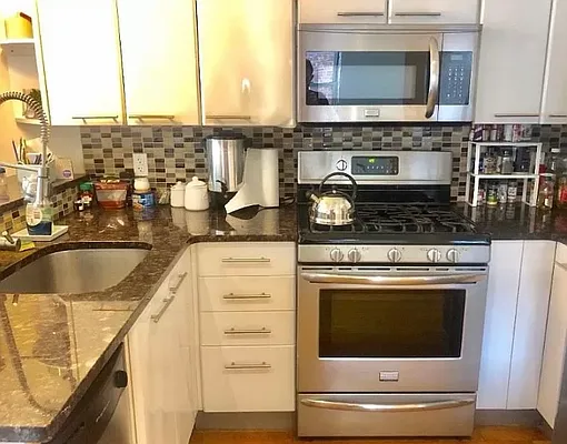 Rented by Corcoran | media 19